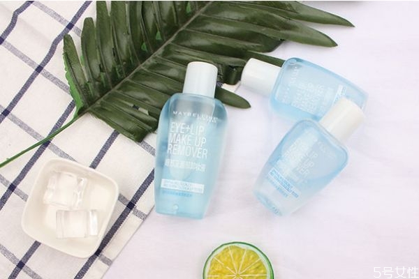 眼唇一定要單獨卸妝嗎 眼唇卸妝液可以用什么代替 眼唇一定要單獨卸妝嗎 眼唇卸妝液可以用什么代替