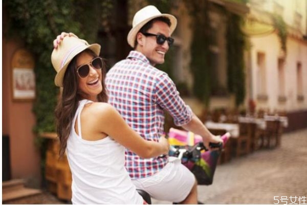 女人徹底放下一個男人的表現(xiàn) 女人死心后真的很絕情 女人徹底放下一個男人的表現(xiàn) 女人死心后真的很絕情