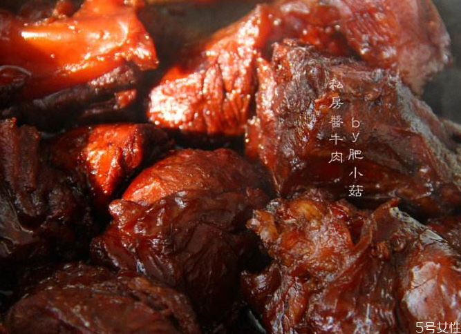 鹵牛肉有霉點(diǎn)能吃嗎 鹵牛肉有點(diǎn)發(fā)霉怎么處理 鹵牛肉有霉點(diǎn)能吃嗎 鹵牛肉有點(diǎn)發(fā)霉怎么處理