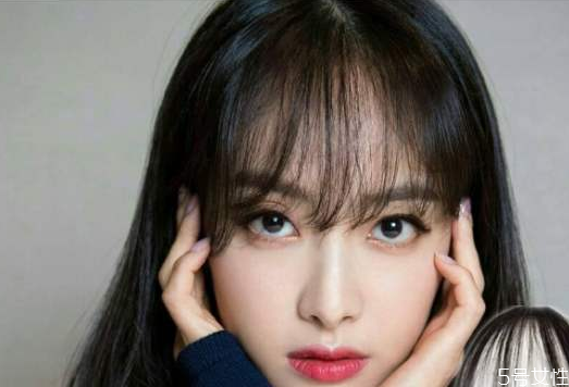 劉海翹起來(lái)怎么弄下去 劉海翹起來(lái)怎么壓平 劉海翹起來(lái)怎么弄下去 劉海翹起來(lái)怎么壓平