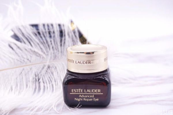 薇姿眼霜和雅詩蘭黛眼霜哪個好 薇姿好用還是雅詩蘭黛 薇姿眼霜和雅詩蘭黛眼霜哪個好 薇姿好用還是雅詩蘭黛