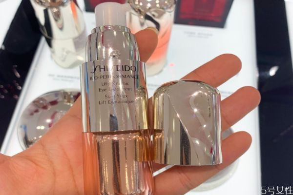 資生堂百優(yōu)眼霜和雅詩蘭黛眼霜哪個好 資生堂幾款眼霜區(qū)別 資生堂百優(yōu)眼霜和雅詩蘭黛眼霜哪個好 資生堂幾款眼霜區(qū)別