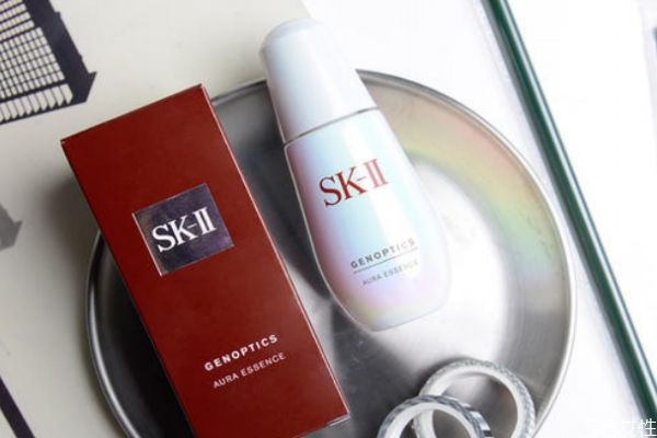 精華那么貴到底有沒有用 精華液早晚都可以用嗎 精華那么貴到底有沒有用 精華液早晚都可以用嗎