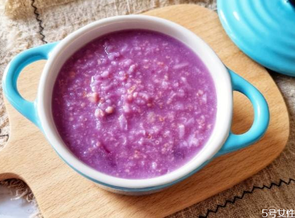 紫薯燕麥粥用麥片還是麥仁 紫薯燕麥粥的做法 紫薯燕麥粥用麥片還是麥仁 紫薯燕麥粥的做法