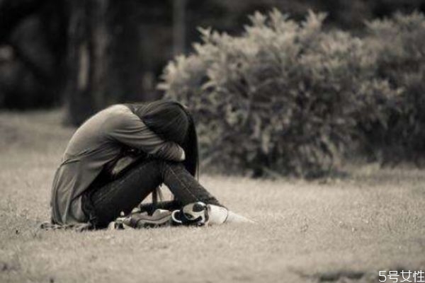 失戀是一種什么樣的感覺 為什么失戀對人的影響這么大 失戀是一種什么樣的感覺 為什么失戀對人的影響這么大