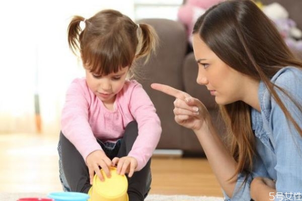 原生家庭差異對(duì)婚姻的影響 傻女人才會(huì)嫁的家庭 原生家庭差異對(duì)婚姻的影響 傻女人才會(huì)嫁的家庭