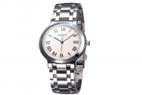 手表外圈刮花怎樣修復(fù) 手表劃痕修復(fù)小方法 手表外圈刮花怎樣修復(fù) 手表劃痕修復(fù)小方法