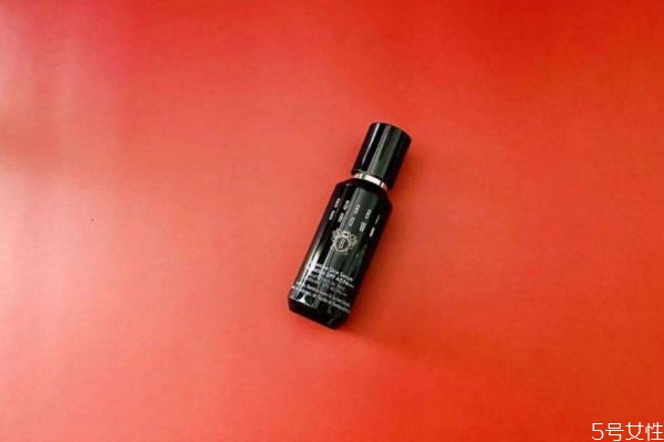 芭比波朗蟲(chóng)草粉底液新版和老版有什么不同 兩款新舊對(duì)比 芭比波朗蟲(chóng)草粉底液新版和老版有什么不同 兩款新舊對(duì)比