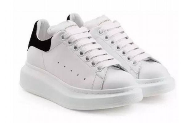 小白鞋有異味怎么去除 鞋內(nèi)異味去除方法 小白鞋有異味怎么去除 鞋內(nèi)異味去除方法