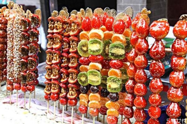 糖葫蘆的糖怎么熬很脆 做冰糖葫蘆不化糖秘訣 糖葫蘆的糖怎么熬很脆 做冰糖葫蘆不化糖秘訣