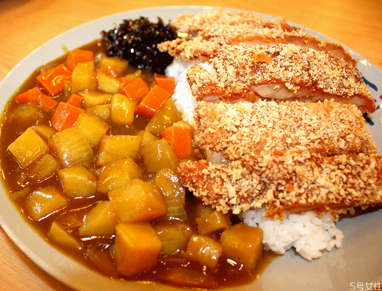 吃咖喱會(huì)胖嗎 減肥期間能吃咖喱嗎 吃咖喱會(huì)胖嗎 減肥期間能吃咖喱嗎