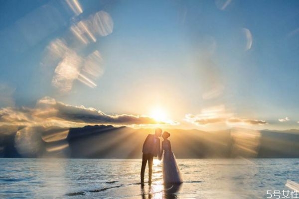 男朋友網(wǎng)戀算出軌嗎 男朋友網(wǎng)戀出軌該原諒嗎 男朋友網(wǎng)戀算出軌嗎 男朋友網(wǎng)戀出軌該原諒嗎