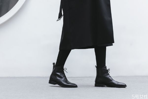 短靴怎么穿才不顯腿短 短靴會不會顯腿短 短靴怎么穿才不顯腿短 短靴會不會顯腿短