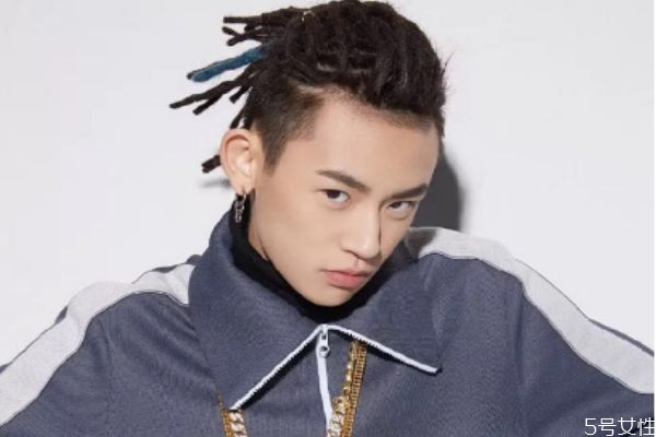 臟辮怎么養(yǎng)護(hù) 自己編了臟辮怎么洗頭 臟辮怎么養(yǎng)護(hù) 自己編了臟辮怎么洗頭