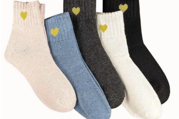 冬季襪子多久洗一次 襪子多久洗一次好 冬季襪子多久洗一次 襪子多久洗一次好