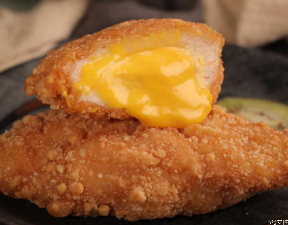 爆漿雞排用什么芝士 芝士爆漿雞排的熱量 爆漿雞排用什么芝士 芝士爆漿雞排的熱量