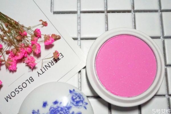 謝馥春腮紅怎么樣 謝馥春胭脂用什么上妝 謝馥春腮紅怎么樣 謝馥春胭脂用什么上妝