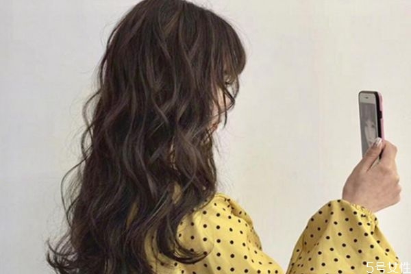 木馬卷可以保持多久 造型燙能維持多長時間 木馬卷可以保持多久 造型燙能維持多長時間