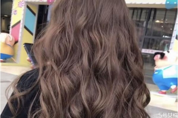 木馬卷可以保持多久 造型燙能維持多長時間 木馬卷可以保持多久 造型燙能維持多長時間