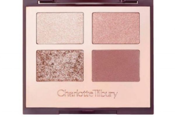 眼影過(guò)期了再用會(huì)有什么后果 眼影過(guò)期了是什么樣子 眼影過(guò)期了再用會(huì)有什么后果 眼影過(guò)期了是什么樣子