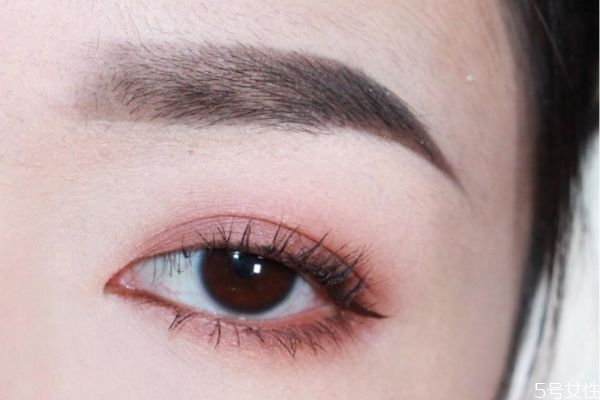 新手化妝怎么畫眼影 如何正確畫眼影 新手化妝怎么畫眼影 如何正確畫眼影
