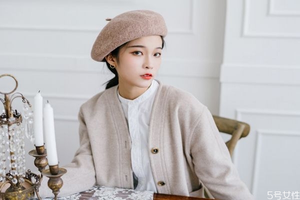 貝雷帽為什么流行 貝雷帽配什么衣服好看 貝雷帽為什么流行 貝雷帽配什么衣服好看