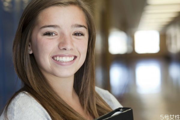 笑紋是什么樣子 笑紋去除小妙招 笑紋是什么樣子 笑紋去除小妙招