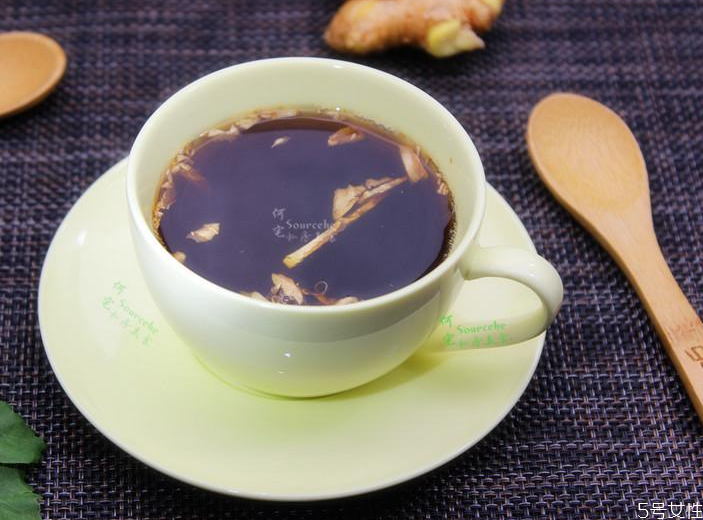 可樂姜茶怎么煮治感冒 可樂姜茶要煮多久 可樂姜茶怎么煮治感冒 可樂姜茶要煮多久