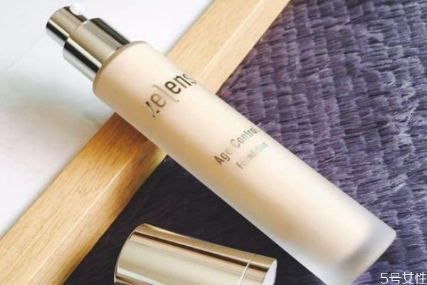 養(yǎng)膚粉底液真的養(yǎng)膚嗎 養(yǎng)膚粉底液值得買嗎 養(yǎng)膚粉底液真的養(yǎng)膚嗎 養(yǎng)膚粉底液值得買嗎