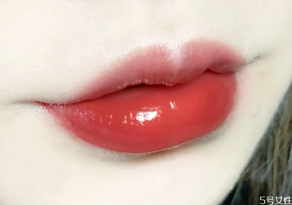 花知曉獨角獸唇釉怎么樣 花知曉獨角獸唇釉試色 花知曉獨角獸唇釉怎么樣 花知曉獨角獸唇釉試色