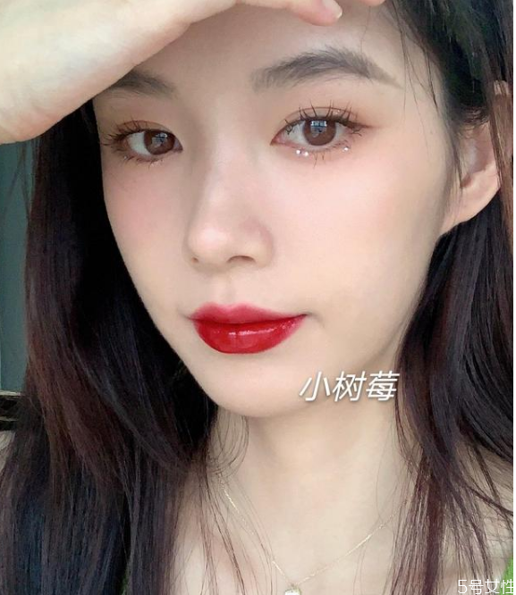 花知曉獨(dú)角獸唇釉測(cè)評(píng) 花知曉獨(dú)角獸唇釉廉價(jià)嗎 花知曉獨(dú)角獸唇釉測(cè)評(píng) 花知曉獨(dú)角獸唇釉廉價(jià)嗎