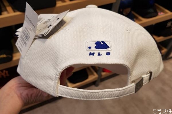 mlb帽子洗完出褶子怎么辦 mlb帽子怎么洗 mlb帽子洗完出褶子怎么辦 mlb帽子怎么洗