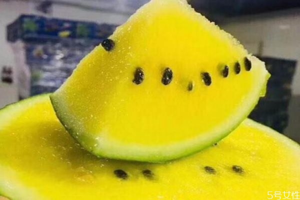 黃瓤西瓜多少錢一斤 黃瓤西瓜有哪些品種 黃瓤西瓜多少錢一斤 黃瓤西瓜有哪些品種