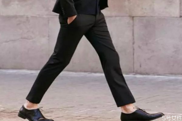 做西褲用什么材料好 西褲面料有哪些 做西褲用什么材料好 西褲面料有哪些