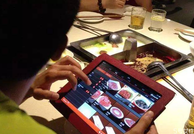 海底撈人均消費(fèi) 海底撈一頓大概多少錢 海底撈人均消費(fèi) 海底撈一頓大概多少錢