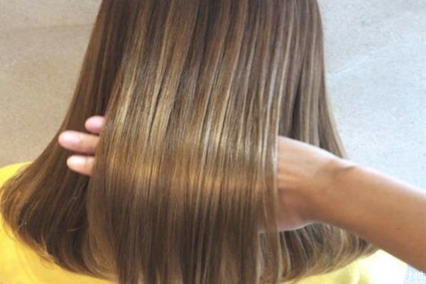 做離子燙多久可以洗頭 做離子燙對身體有害嗎 做離子燙多久可以洗頭 做離子燙對身體有害嗎