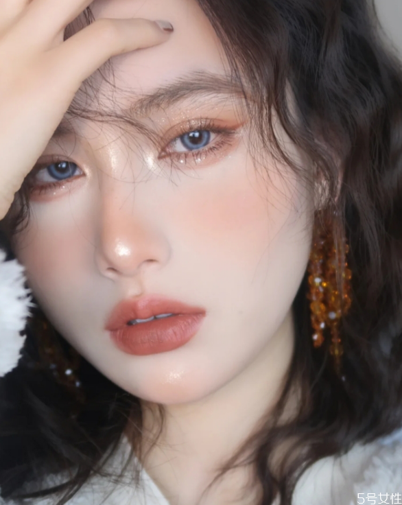 氛圍感美女妝容 普通人如何變身氛圍感美女 氛圍感美女妝容 普通人如何變身氛圍感美女