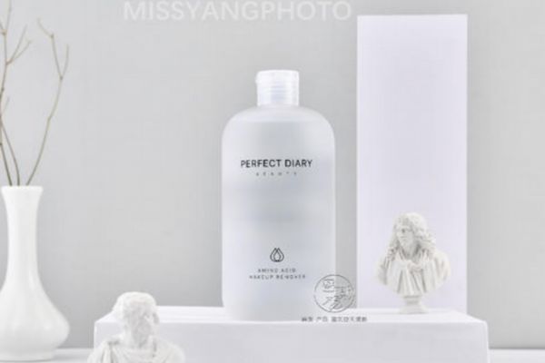 完美日記卸妝水好用嗎 完美日記卸妝水適合什么人群 完美日記卸妝水好用嗎 完美日記卸妝水適合什么人群