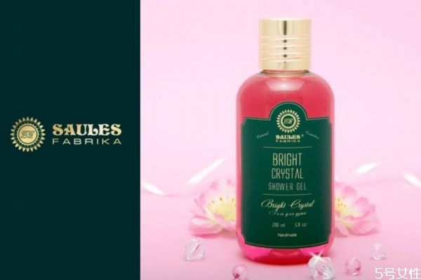 shower gel是什么意思-shower gel和shower cream區(qū)別 shower gel是什么意思-shower gel和shower cream區(qū)別