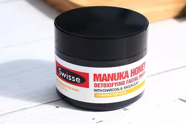swisse蜂蜜排毒面膜能去黑頭嗎 swisse蜂蜜排毒面膜的作用 swisse蜂蜜排毒面膜能去黑頭嗎 swisse蜂蜜排毒面膜的作用