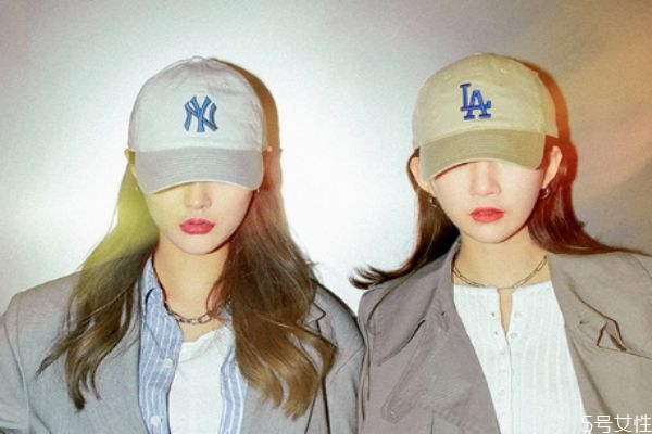 棒球帽有污漬怎么洗干凈 棒球帽臟了怎么洗 棒球帽有污漬怎么洗干凈 棒球帽臟了怎么洗