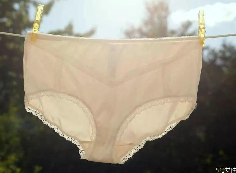 內(nèi)褲正面曬還是反面曬好 內(nèi)褲怎么曬比較好 內(nèi)褲正面曬還是反面曬好 內(nèi)褲怎么曬比較好