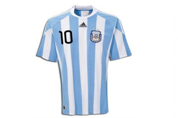 球衣可以太陽(yáng)下曬嗎 衣服可以暴曬嗎