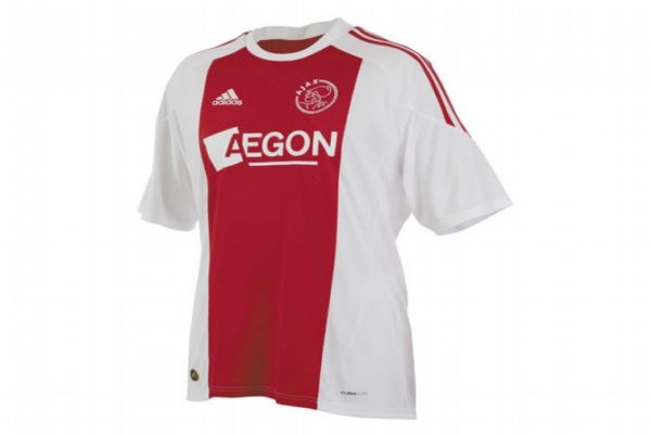 球衣可以太陽(yáng)下曬嗎 衣服可以暴曬嗎