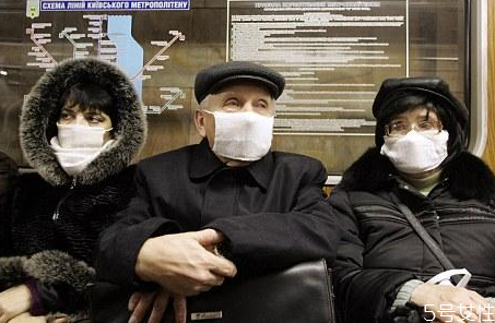 現(xiàn)在坐火車感染幾率大嗎 一個車廂被傳染的概率有多大 現(xiàn)在坐火車感染幾率大嗎 一個車廂被傳染的概率有多大