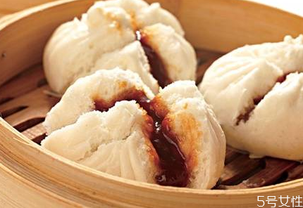 叉燒包開(kāi)花竅門(mén) 開(kāi)花叉燒包的做法和配方 叉燒包開(kāi)花竅門(mén) 開(kāi)花叉燒包的做法和配方