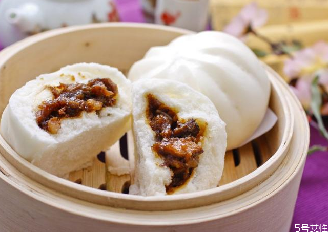 叉燒包是什么肉做的 叉燒包的肉餡怎么調(diào) 叉燒包是什么肉做的 叉燒包的肉餡怎么調(diào)