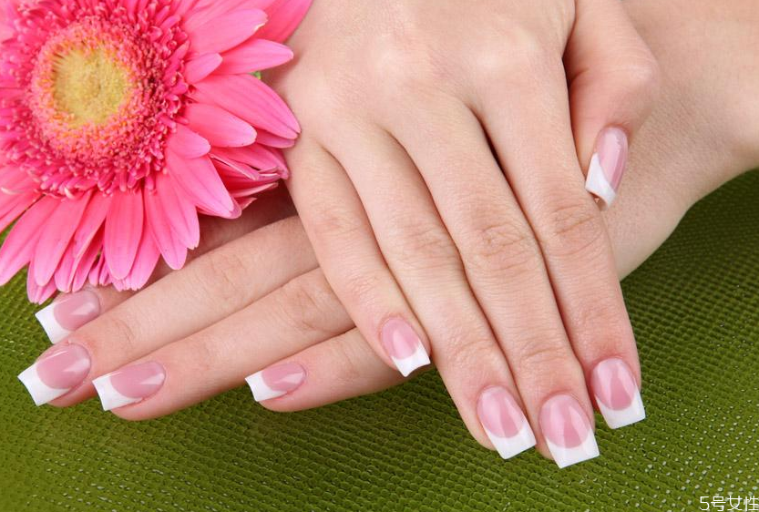 開塞露擦手正確方法 開塞露涂手有什么好處 開塞露擦手正確方法 開塞露涂手有什么好處