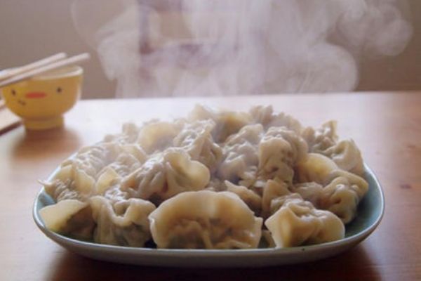 為什么過年要吃餃子 過年吃餃子的寓意 為什么過年要吃餃子 過年吃餃子的寓意