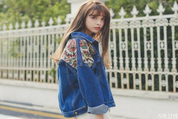 牛仔外套發(fā)黃干洗店可以洗嗎 牛仔衣變黃可以恢復(fù)嗎 牛仔外套發(fā)黃干洗店可以洗嗎 牛仔衣變黃可以恢復(fù)嗎